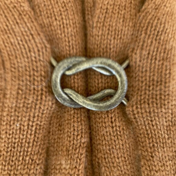 Neiman Marcus Cashmere Cardigan with Metal Clasp - Picture 7 of 11